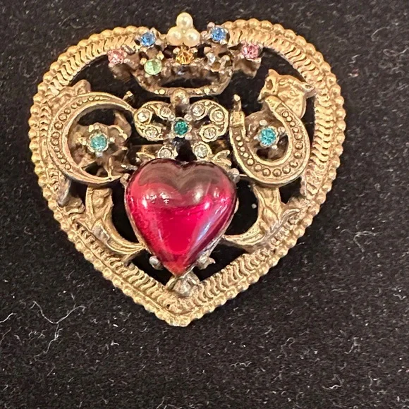 Vintage Gold Tone Heart Brooch – Rhinestone, Crown, Horseshoes, Butterfly, heart - Picture 1 of 3